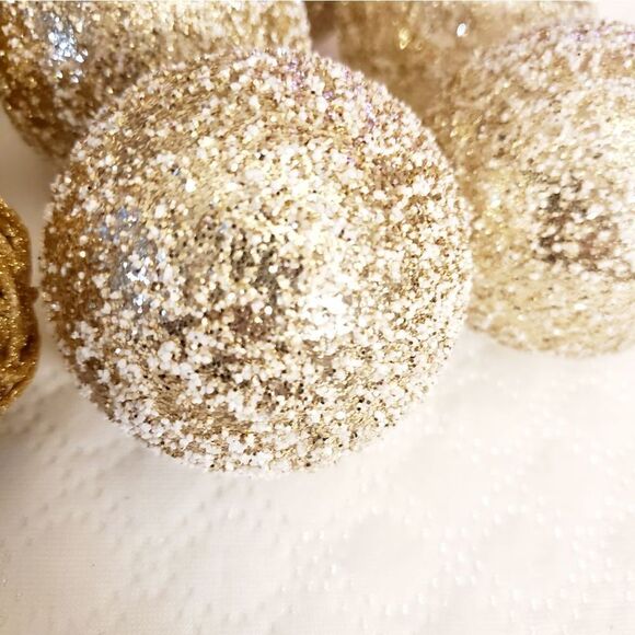 Golden Christmas 12 Ornaments Lot - Picture 4 of 7